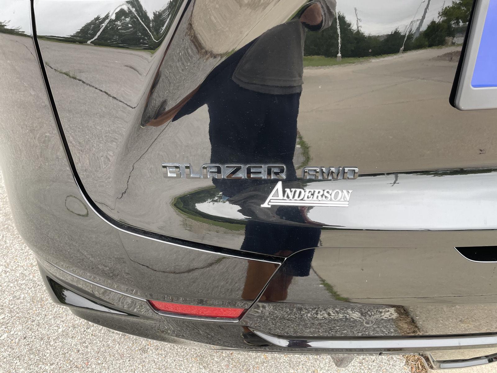 Vehicle photo 41