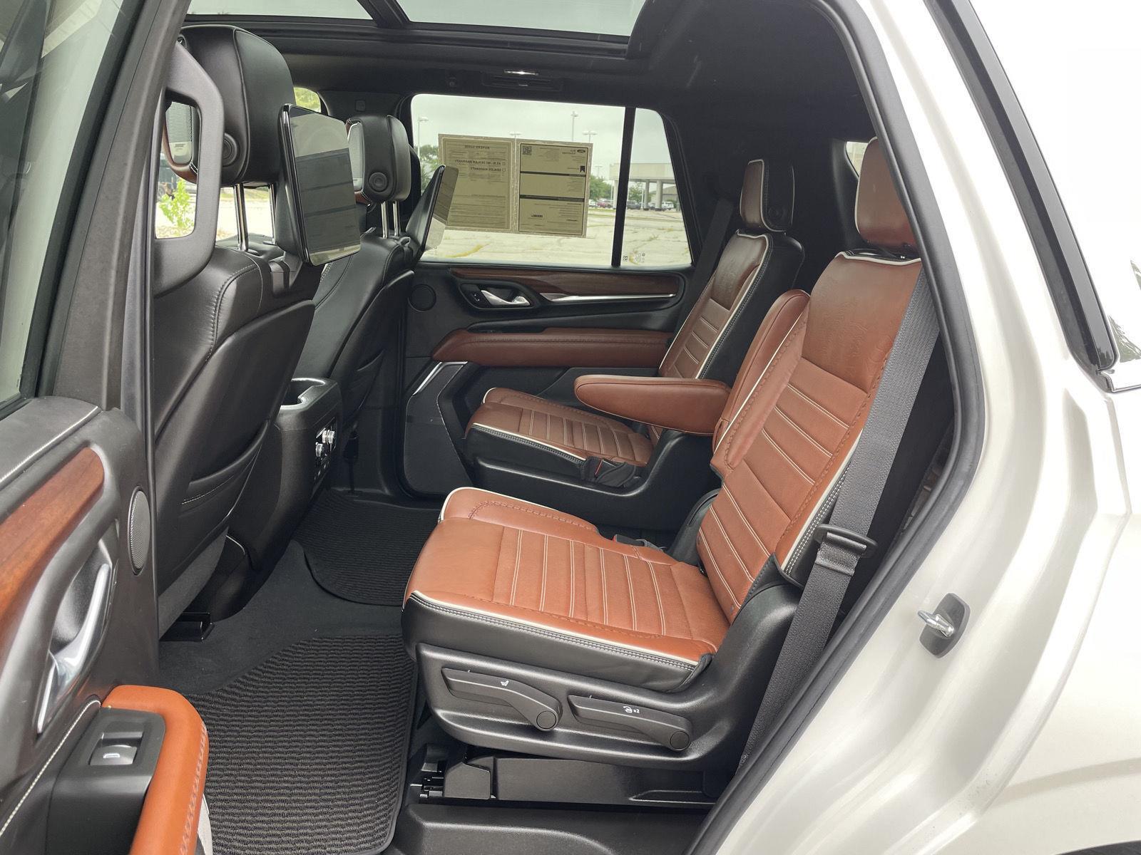 Vehicle photo 20