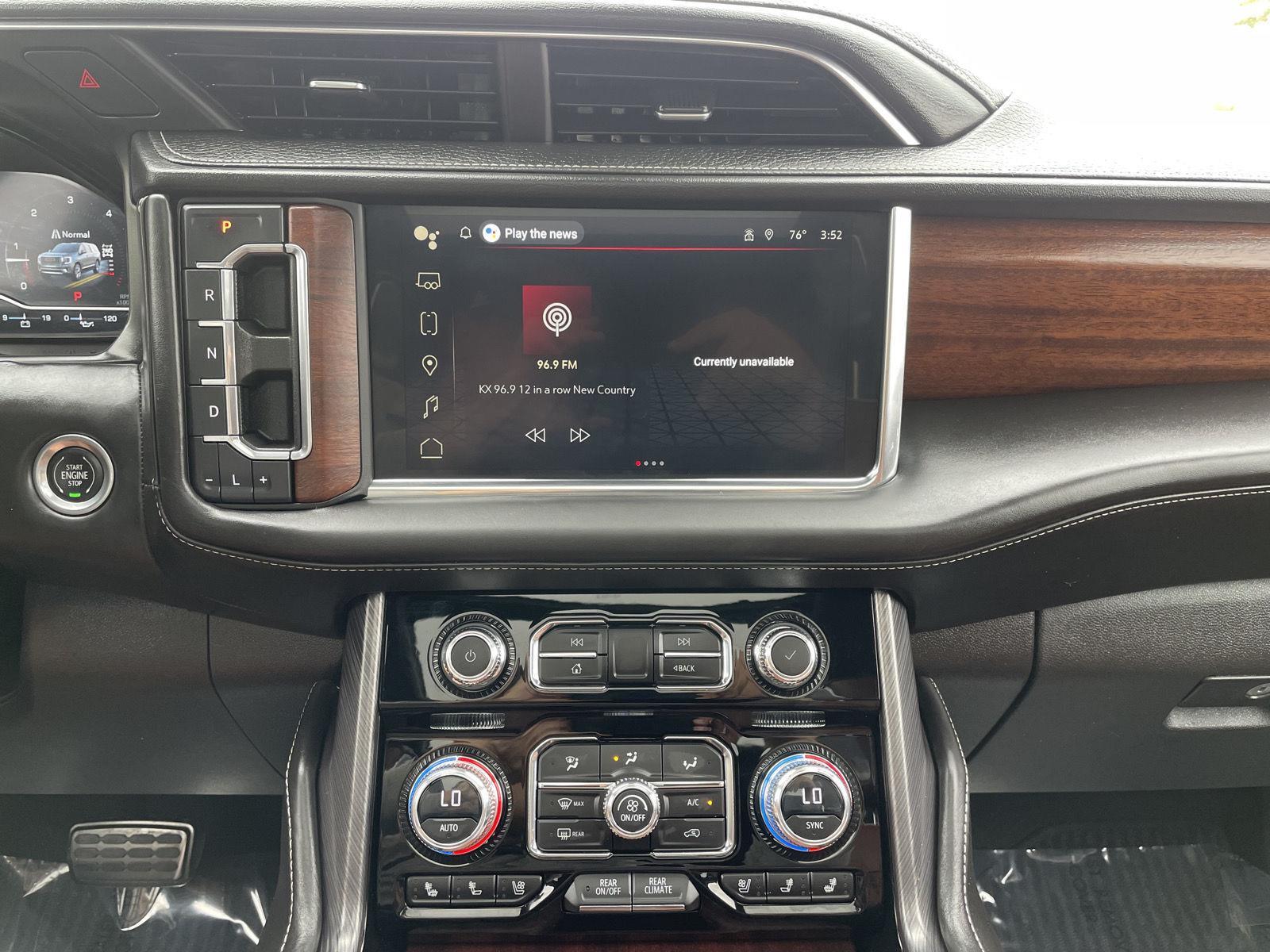 Vehicle photo 27