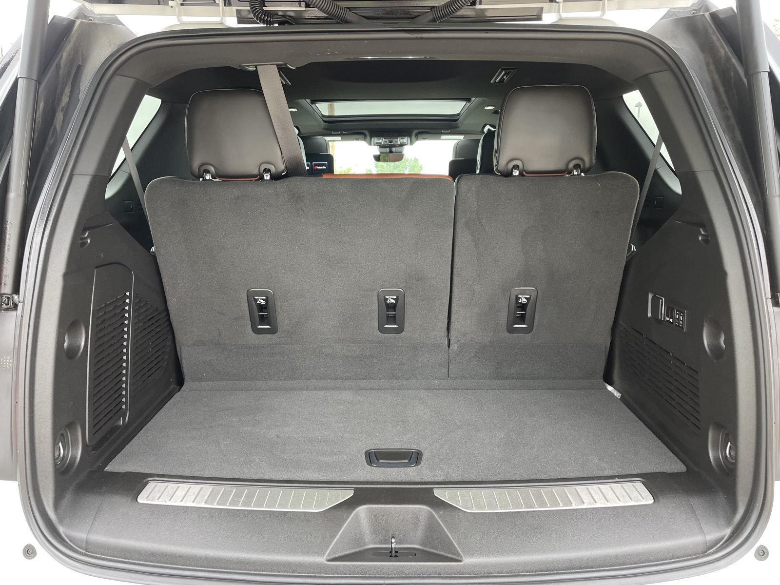 Vehicle photo 42