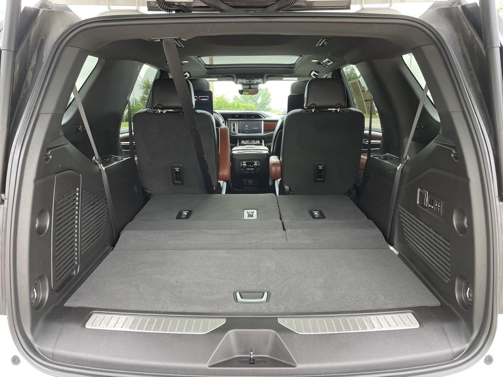 Vehicle photo 44