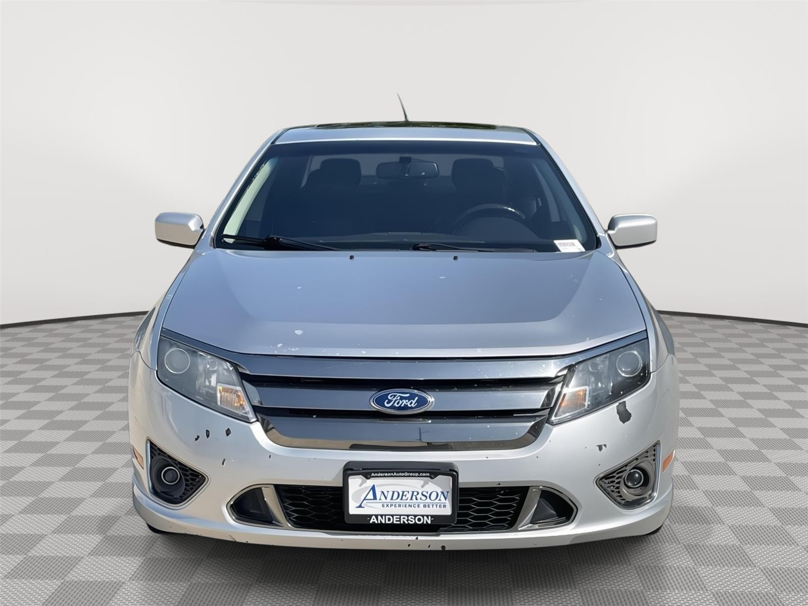 Vehicle photo 4