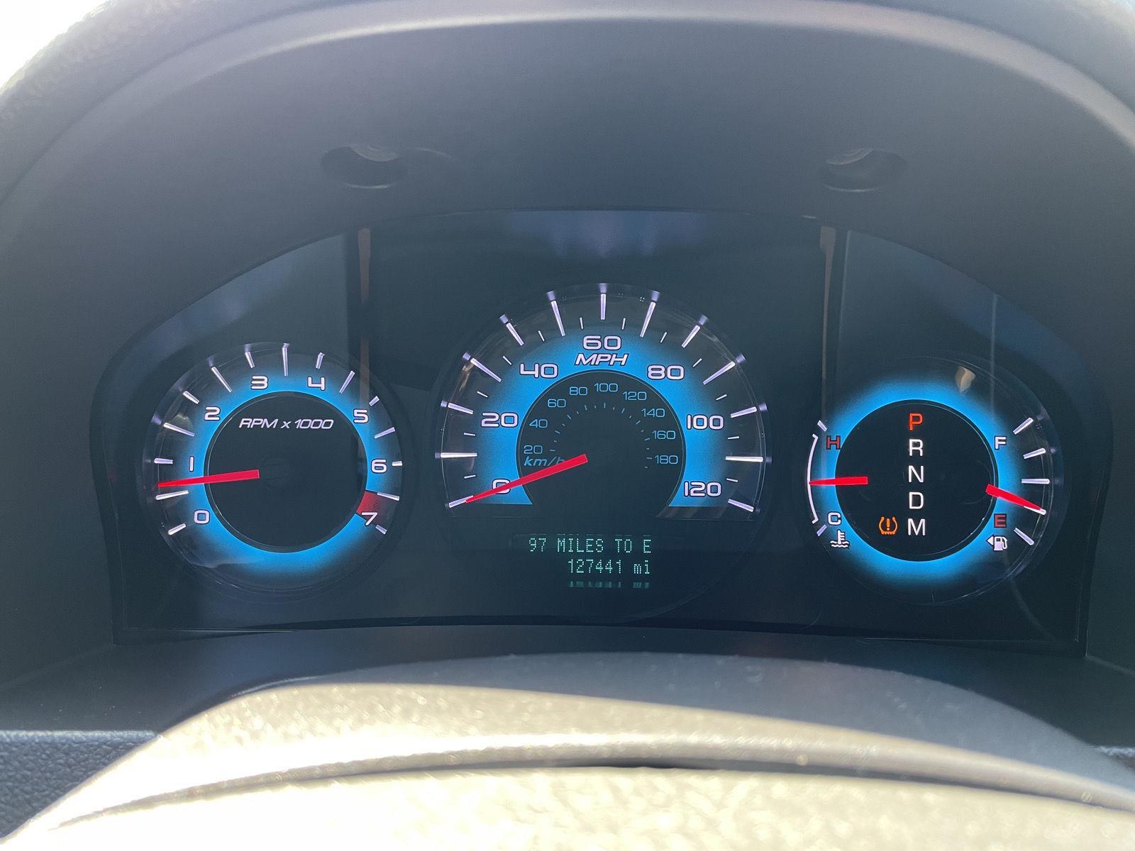 Vehicle photo 15