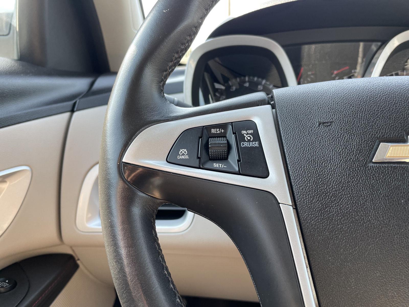 Vehicle photo 13