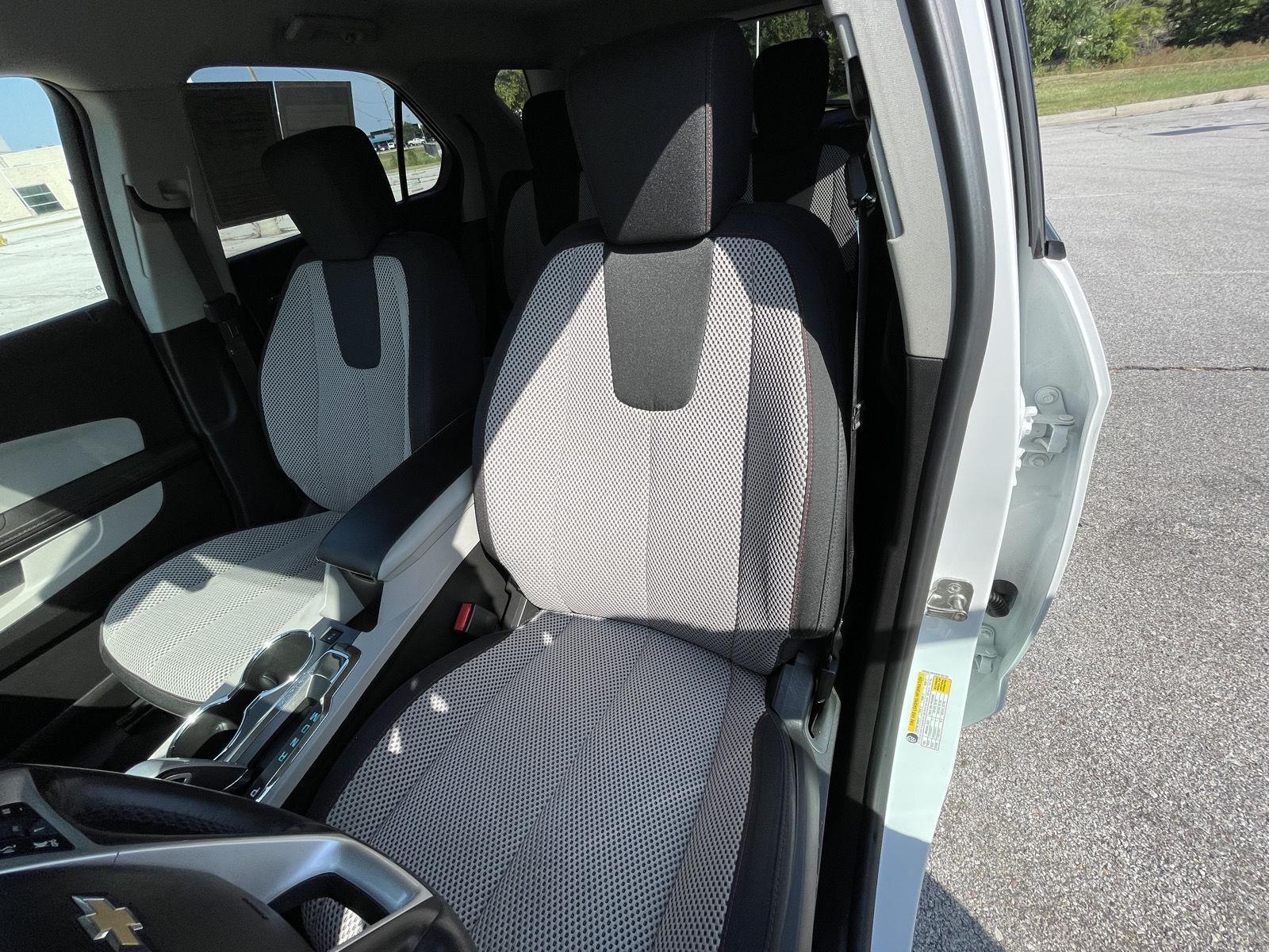 Vehicle photo 18