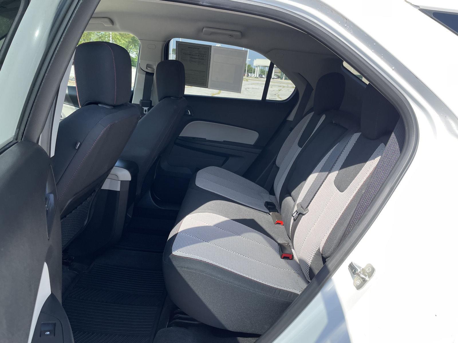 Vehicle photo 20
