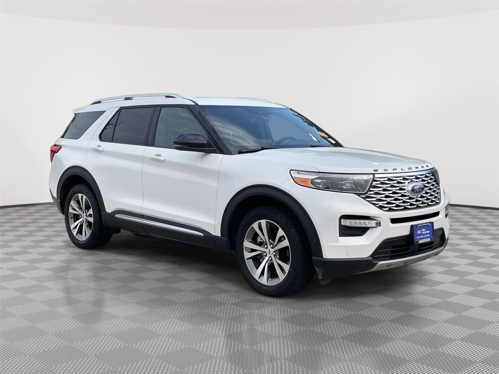 Vehicle photo 5