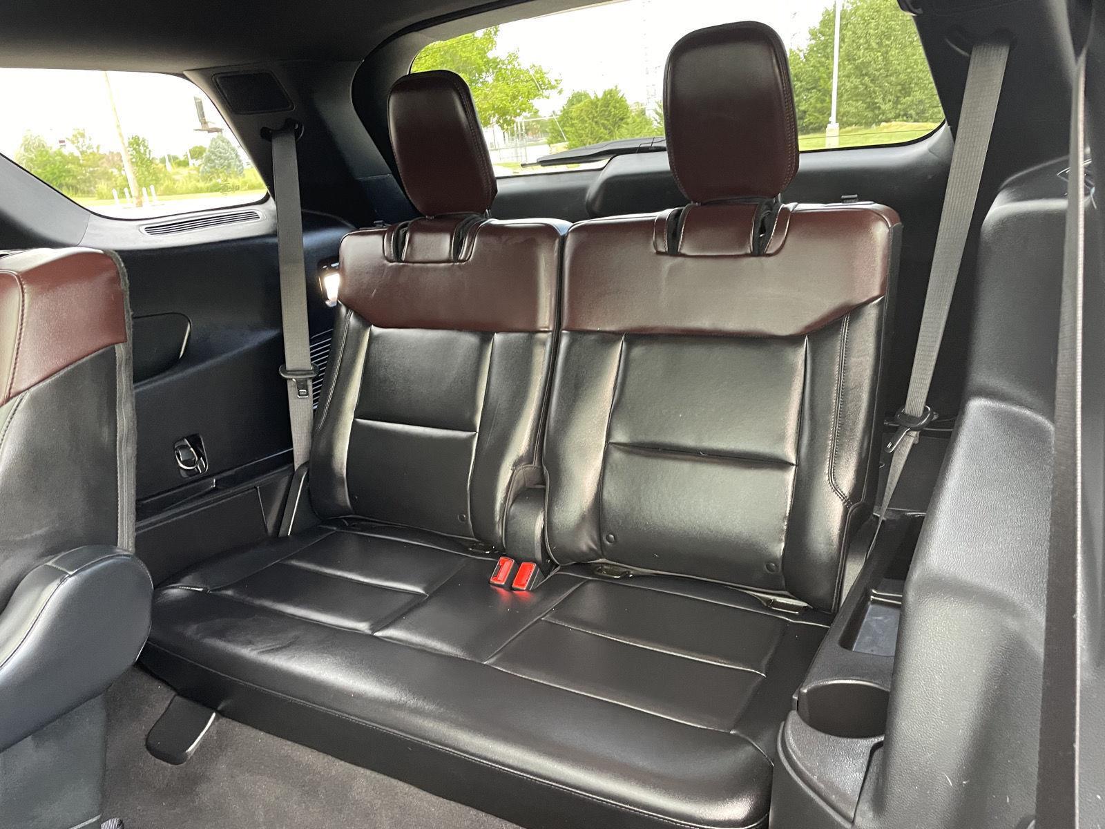 Vehicle photo 21