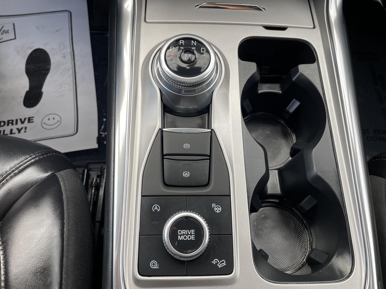 Vehicle photo 36