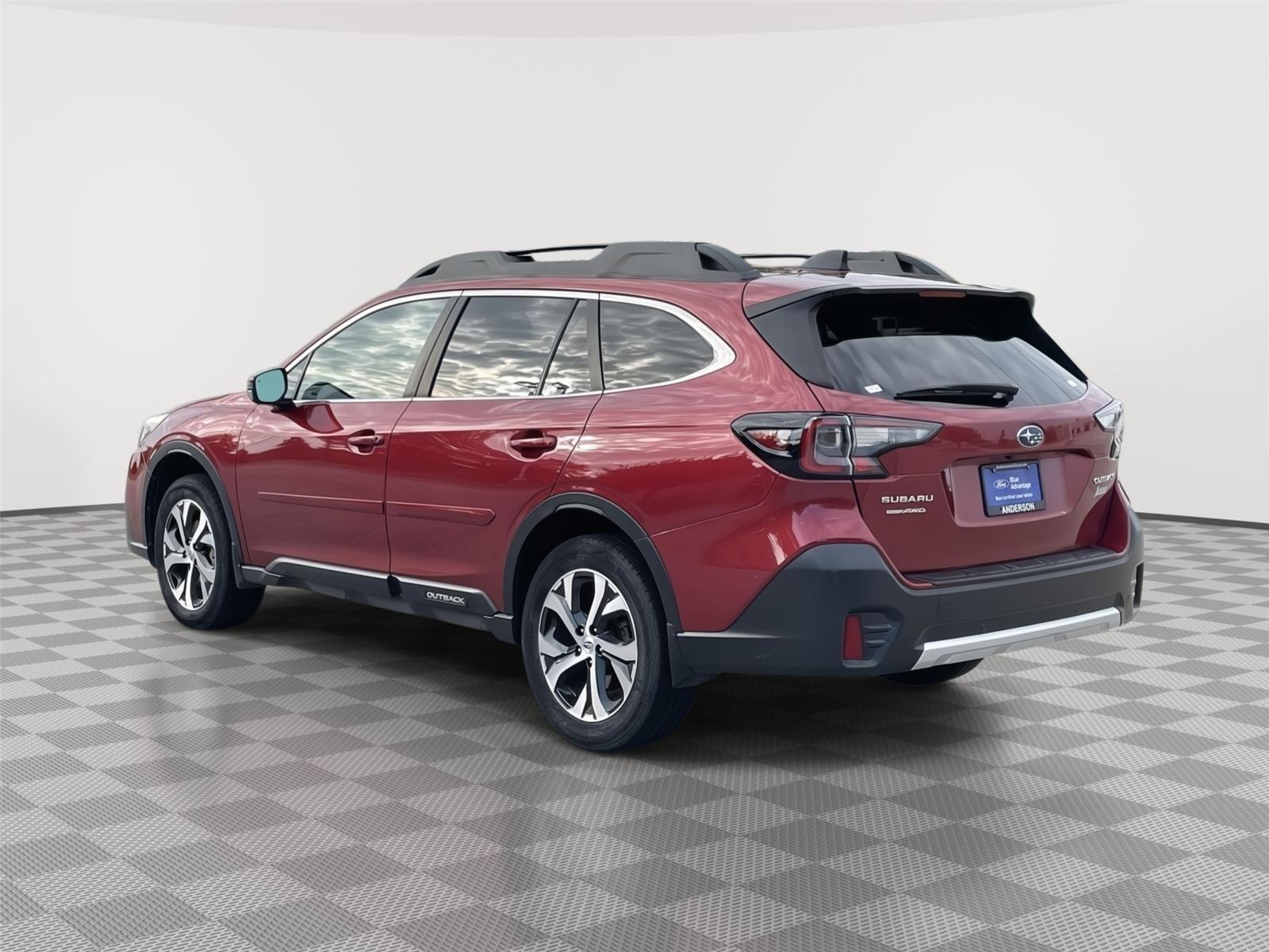 Vehicle photo 9