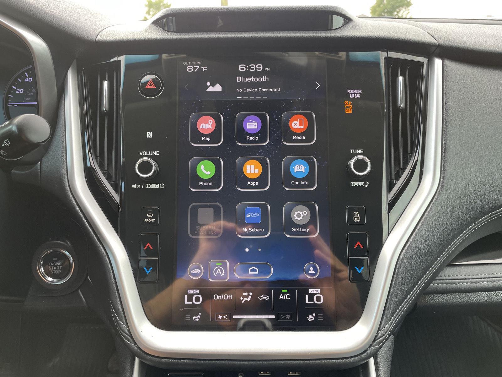 Vehicle photo 21