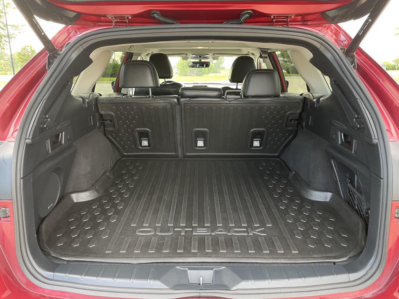 Vehicle photo 32