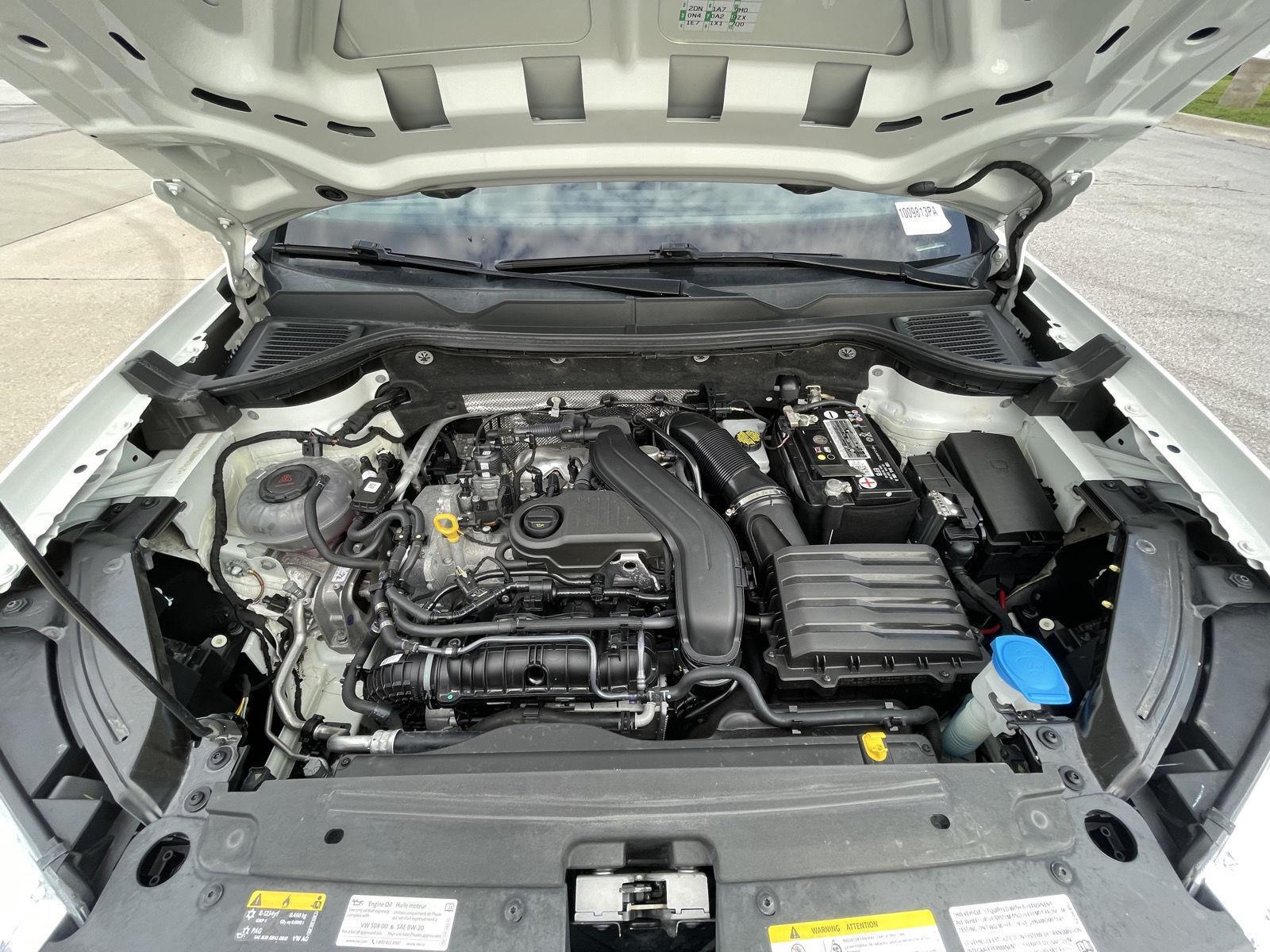 Vehicle photo 34