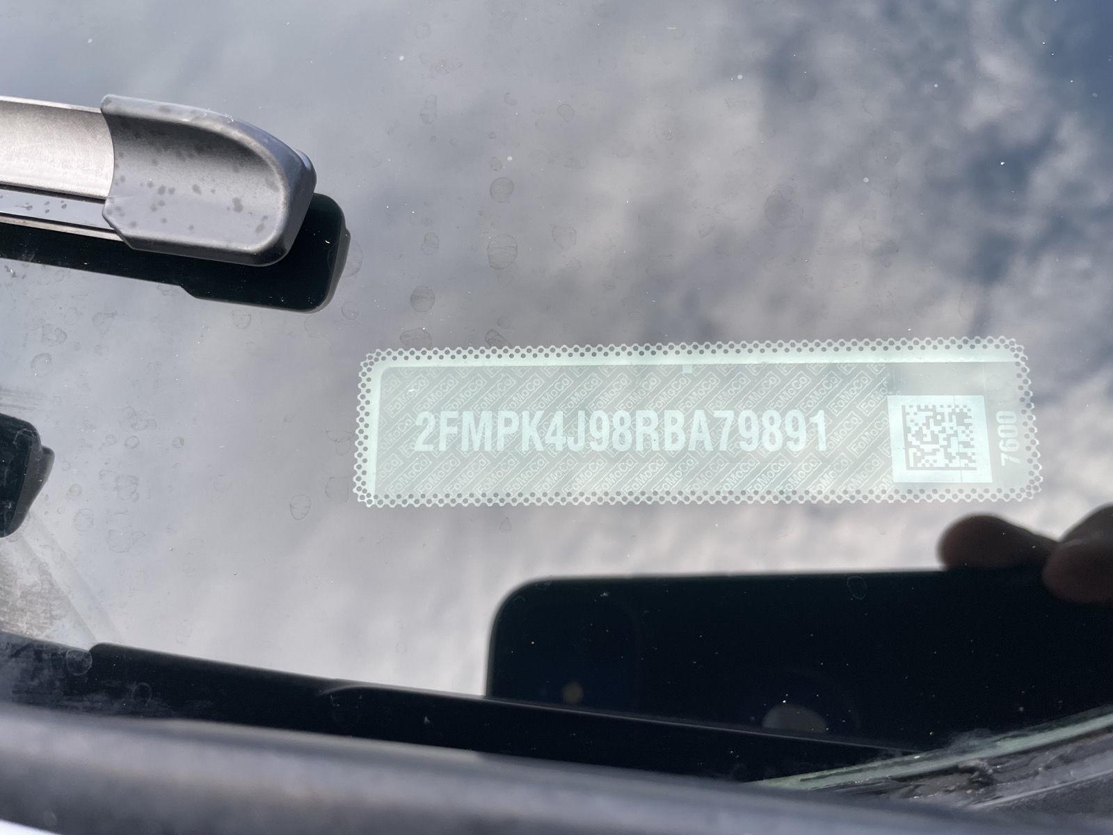 Vehicle photo 31