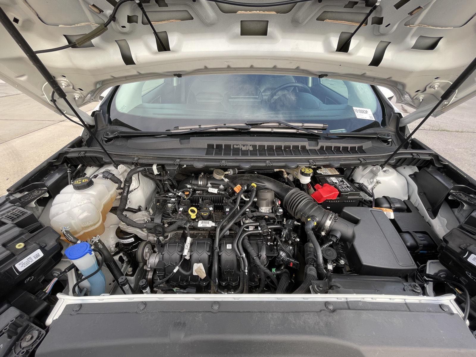 Vehicle photo 32