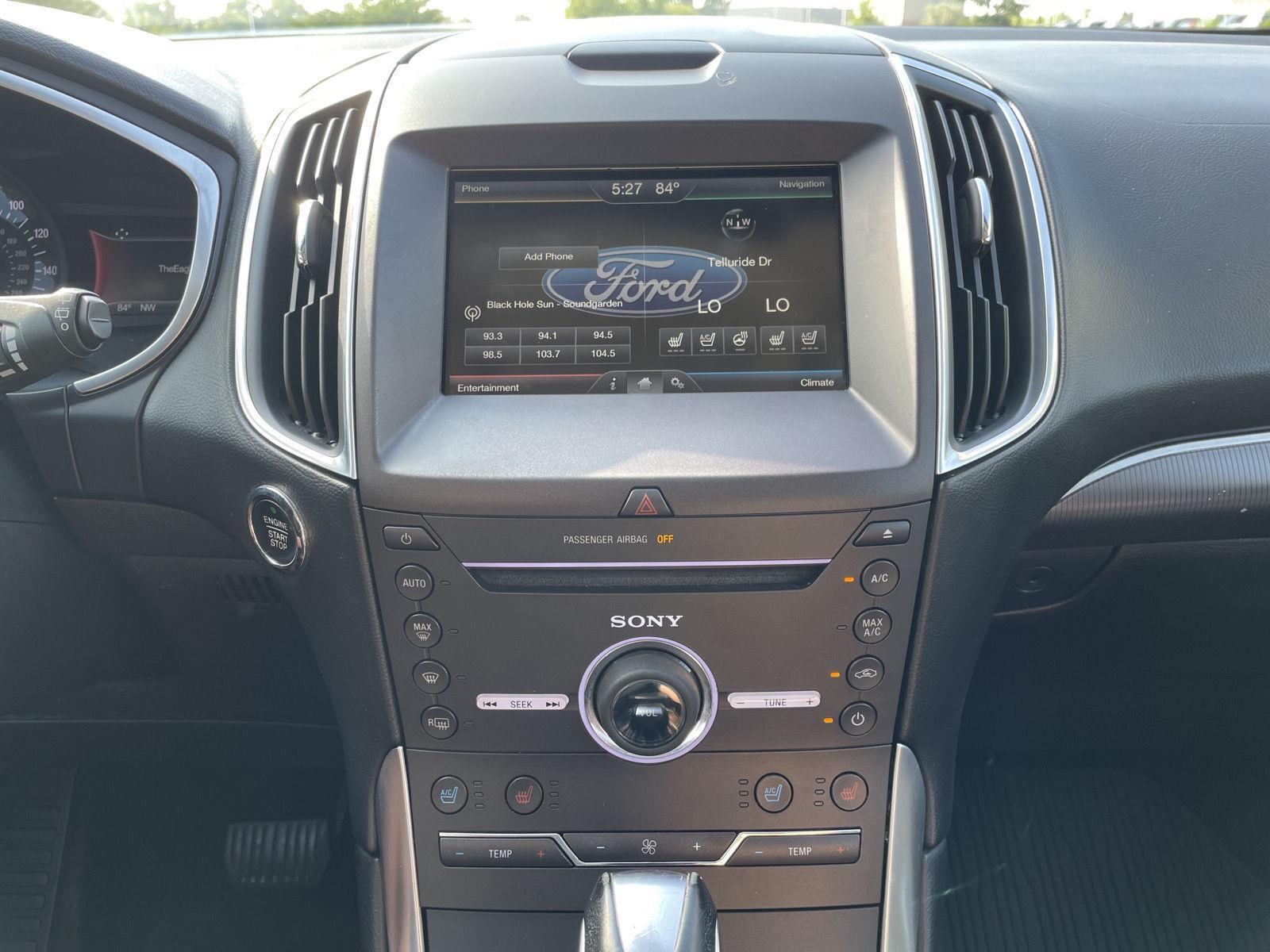 Vehicle photo 22