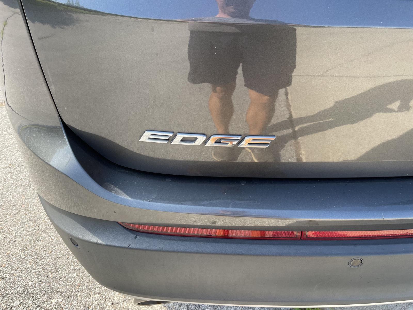 Vehicle photo 36