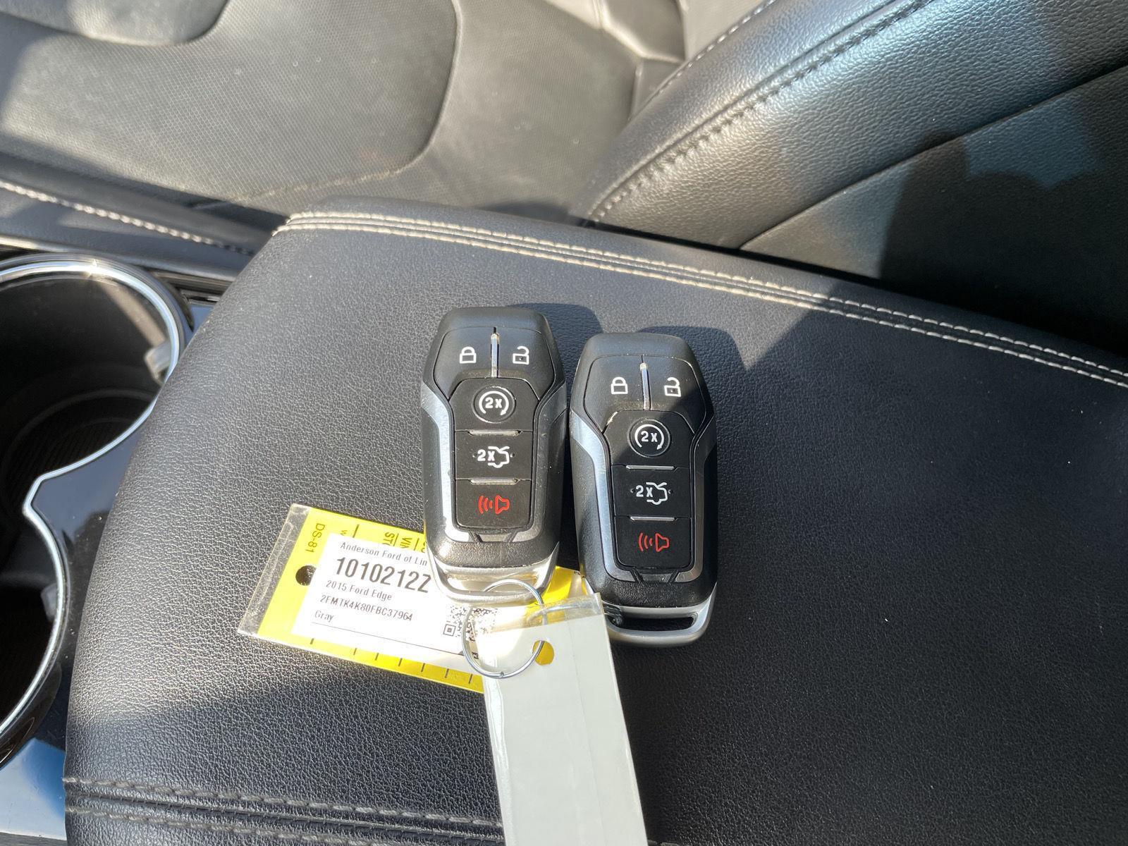 Vehicle photo 38