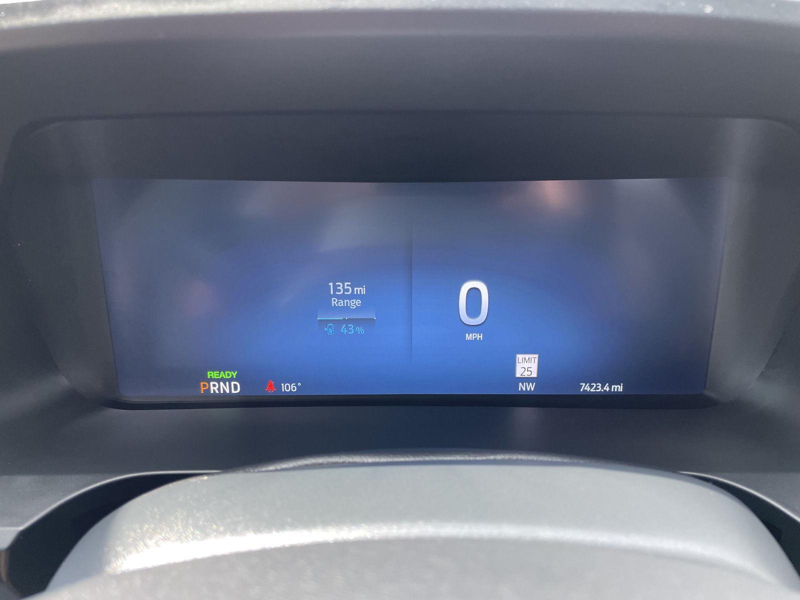 Vehicle photo 15