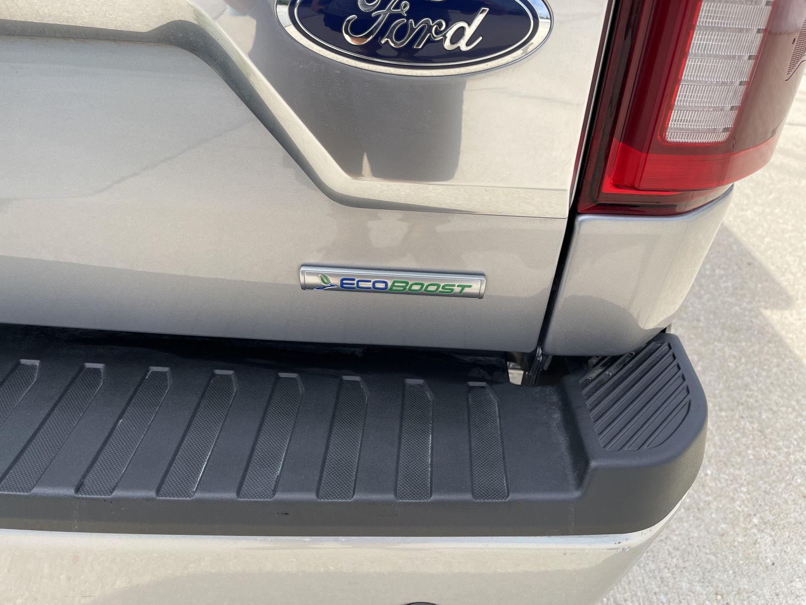 Vehicle photo 42