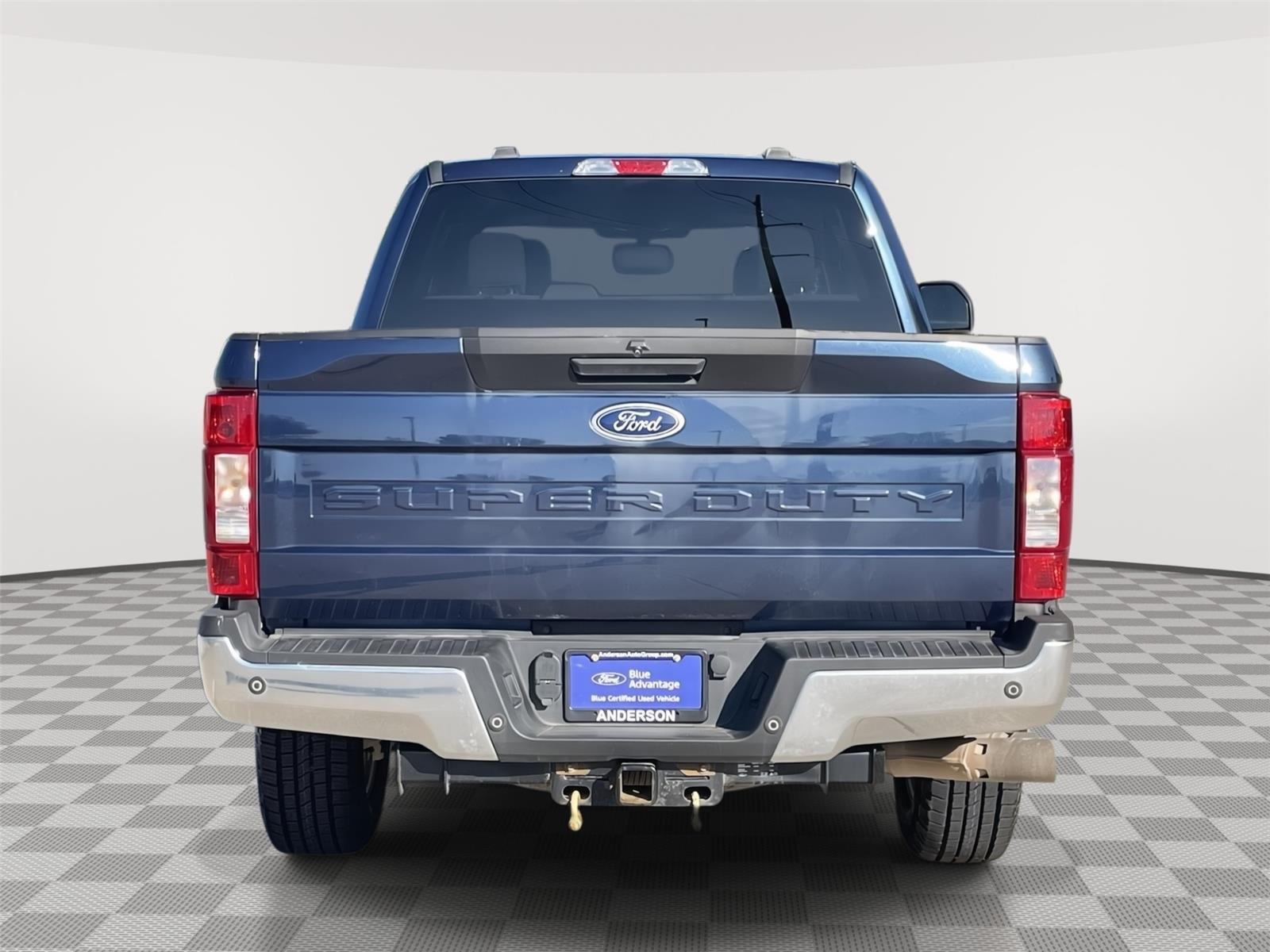 Vehicle photo 8