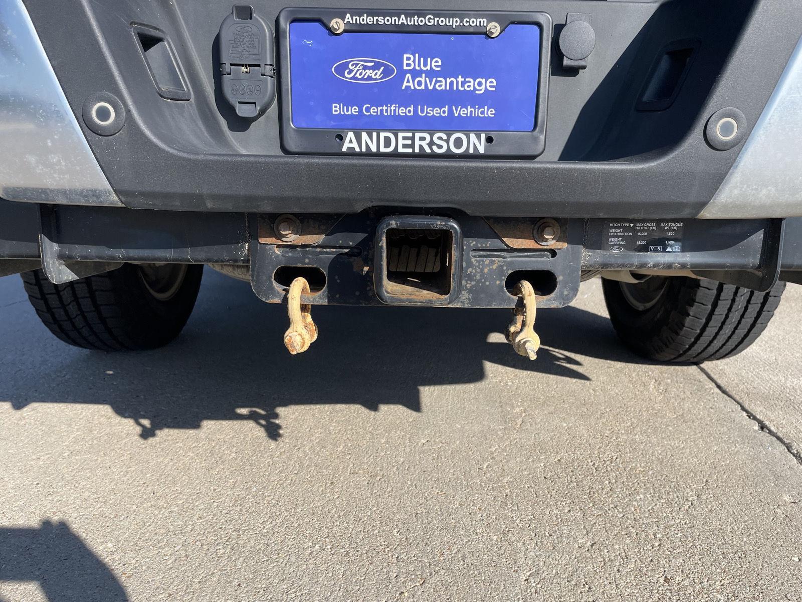 Vehicle photo 34