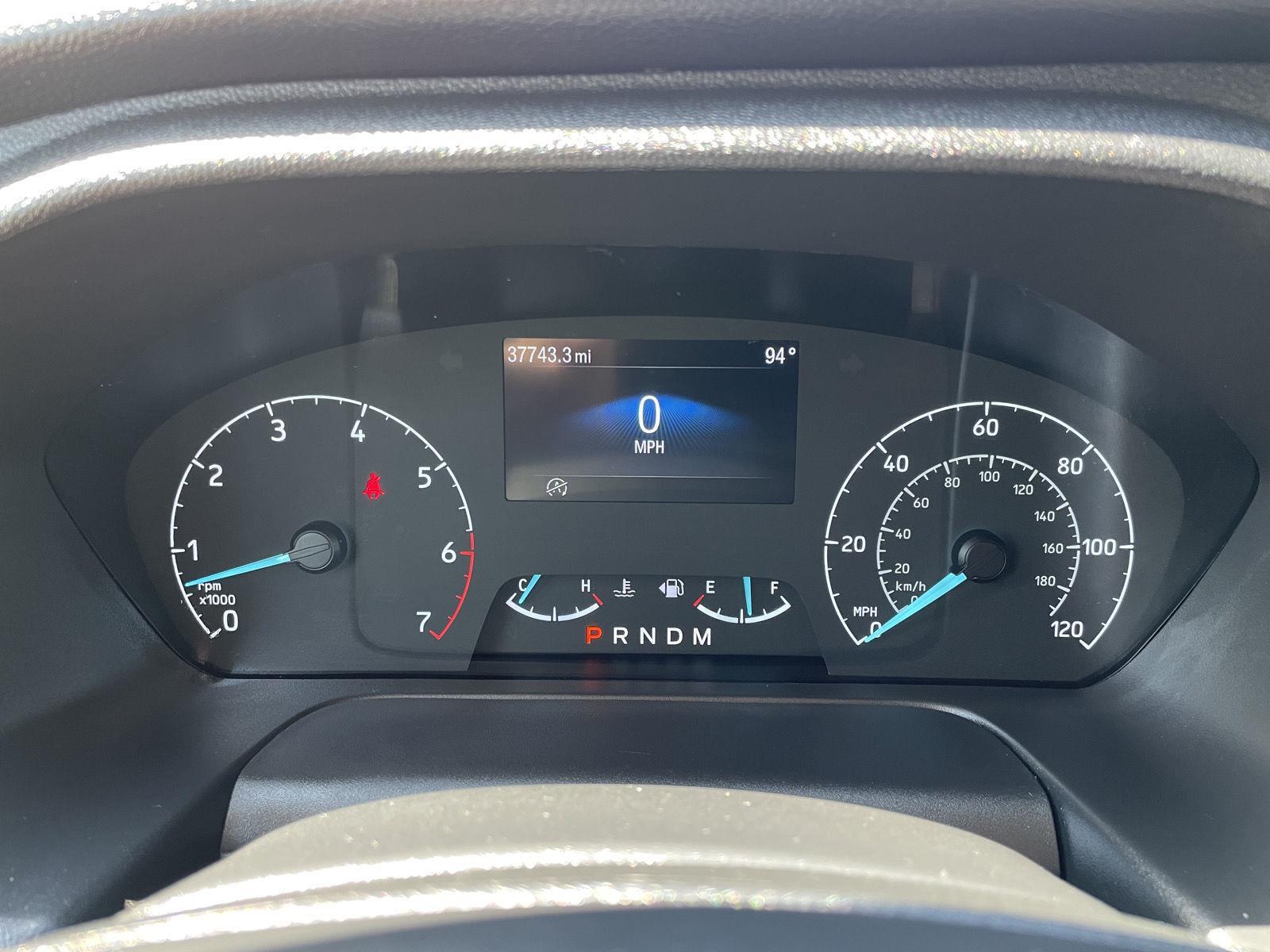 Vehicle photo 14