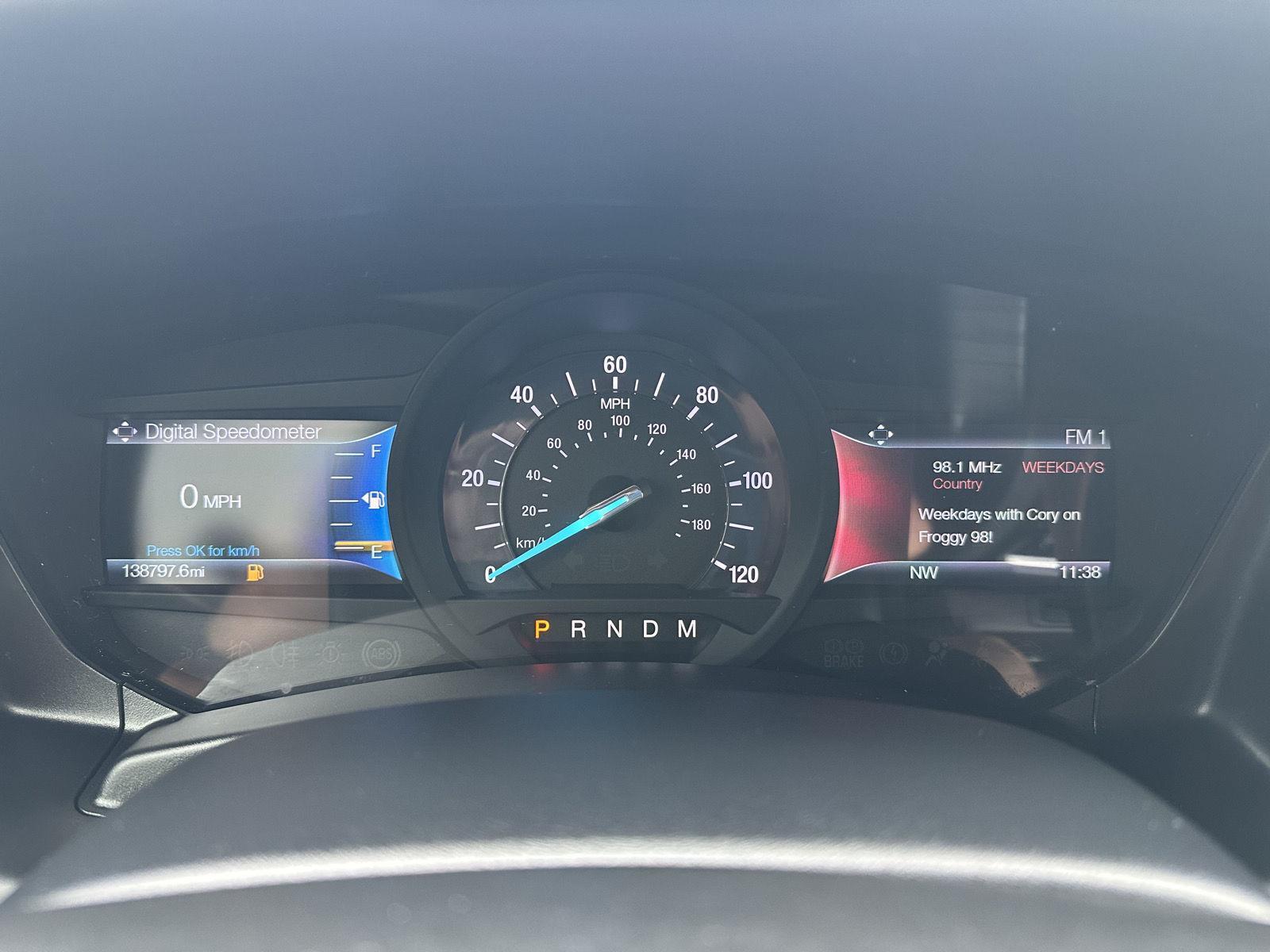 Vehicle photo 15