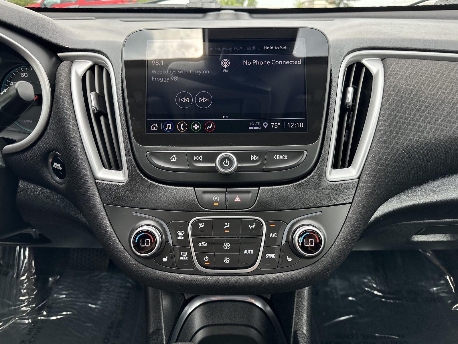 Vehicle photo 22