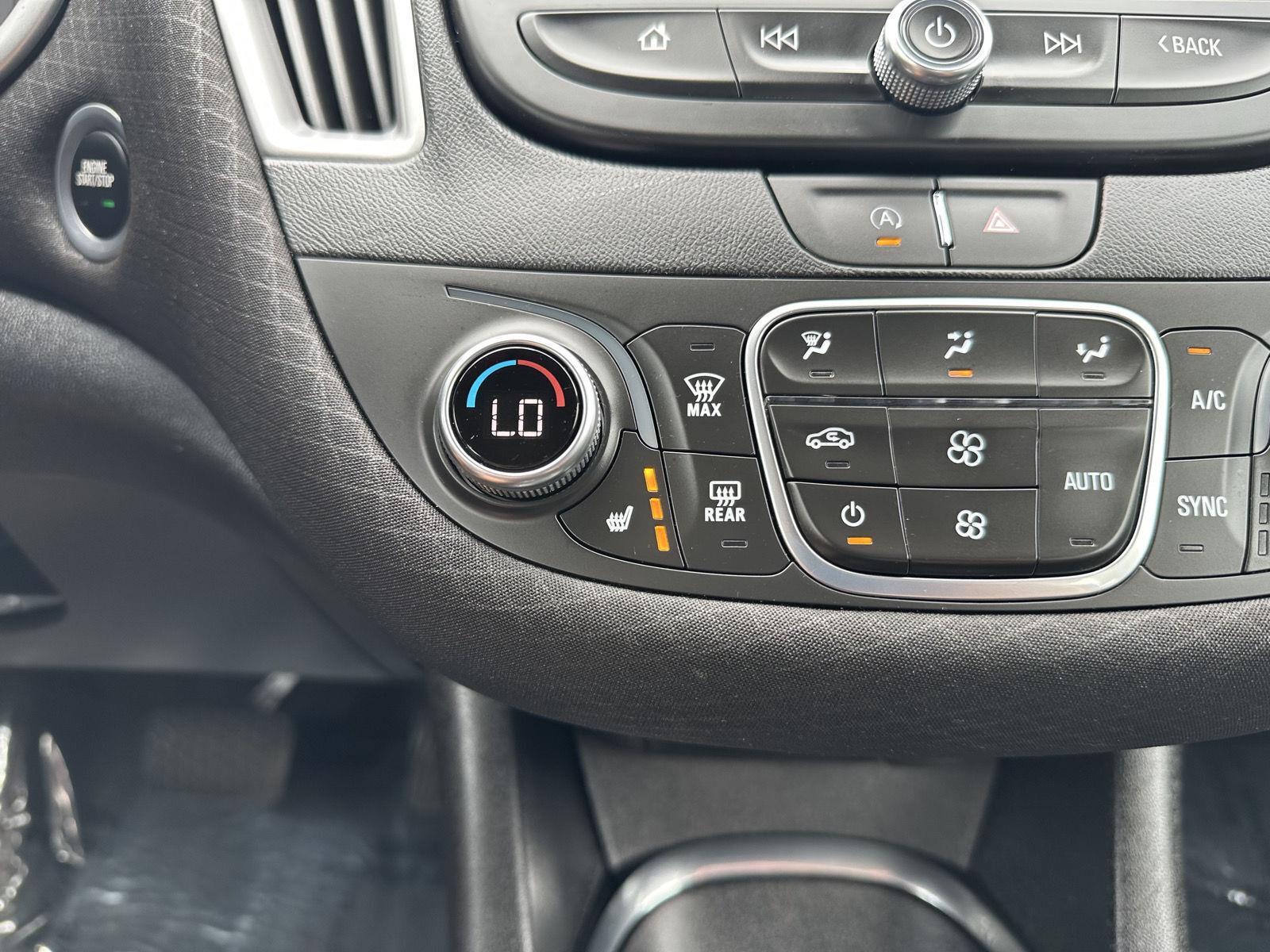 Vehicle photo 27