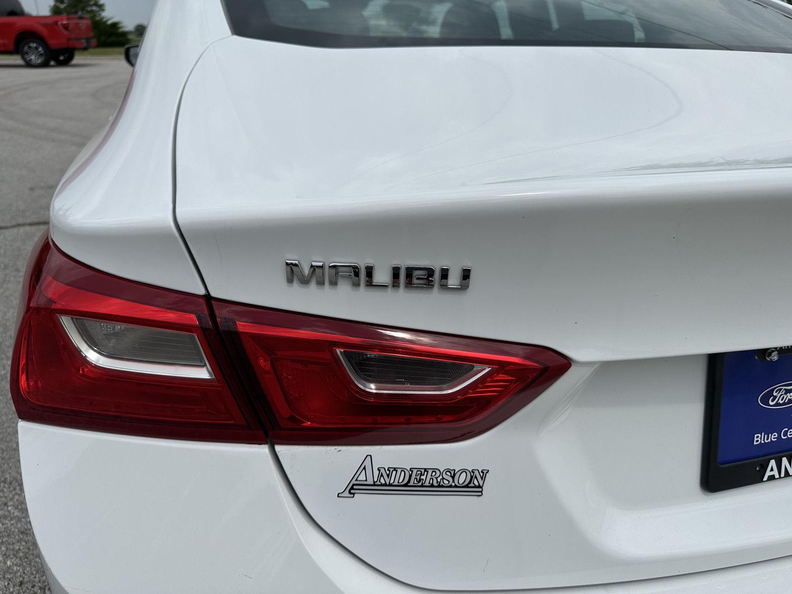 Vehicle photo 36