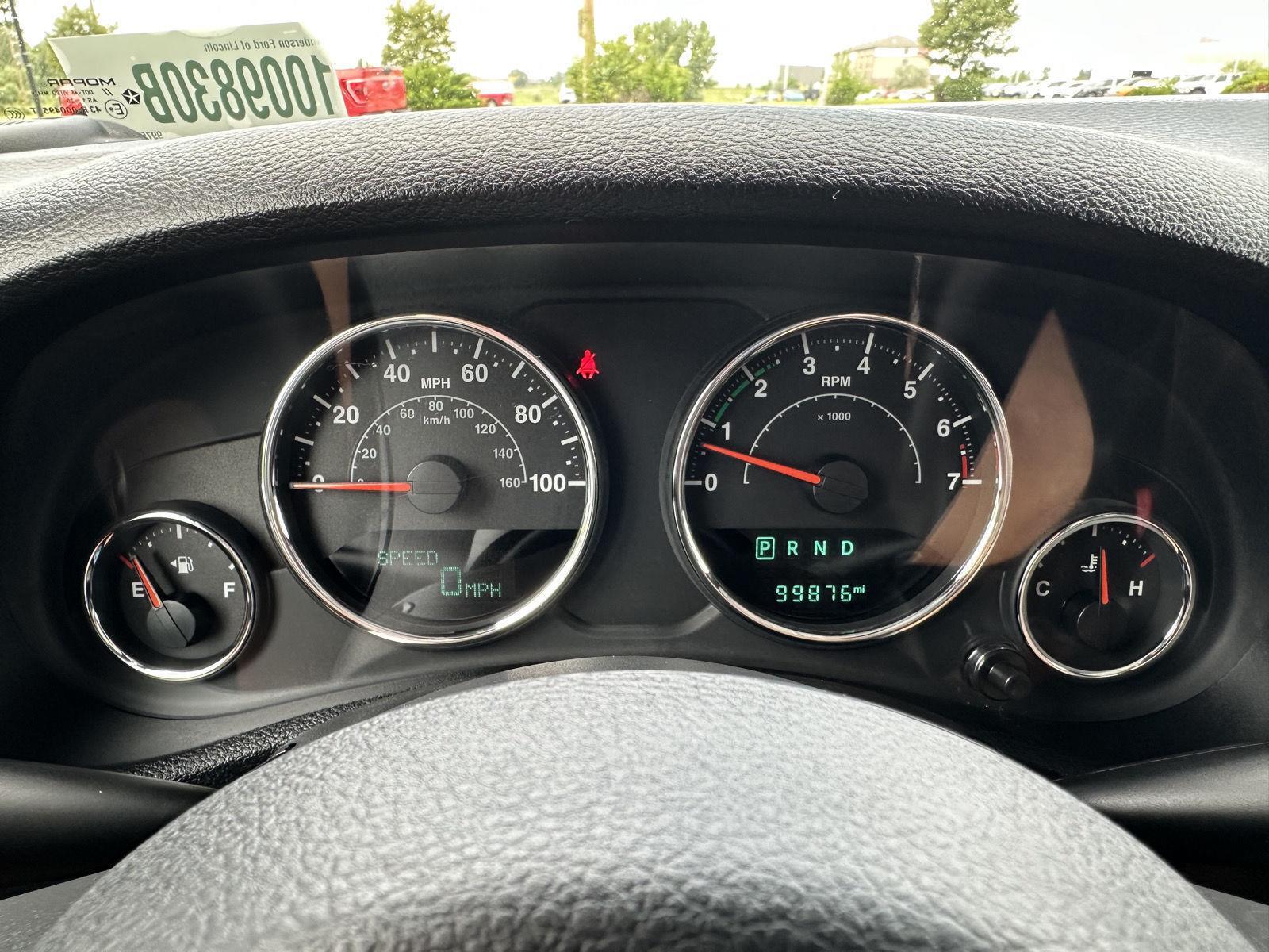 Vehicle photo 15