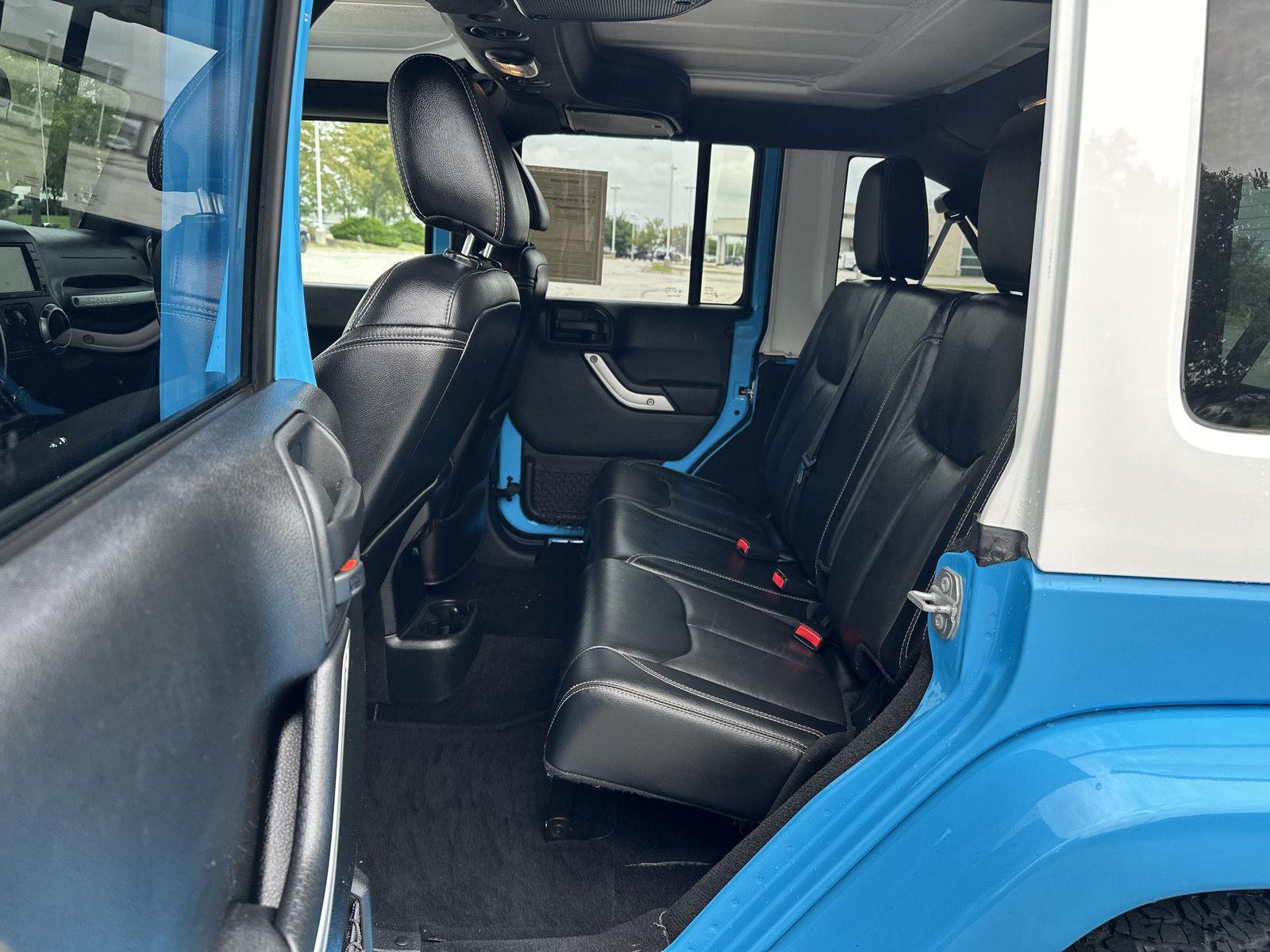 Vehicle photo 20