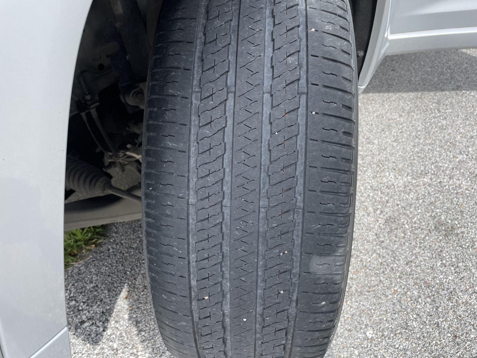 Vehicle photo 11