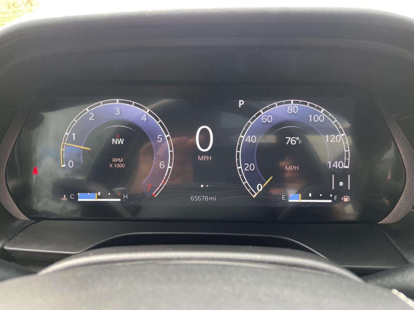 Vehicle photo 15