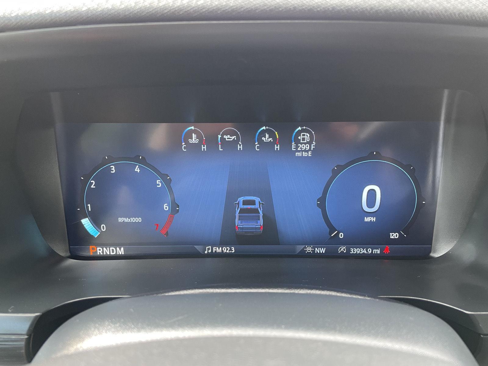 Vehicle photo 15