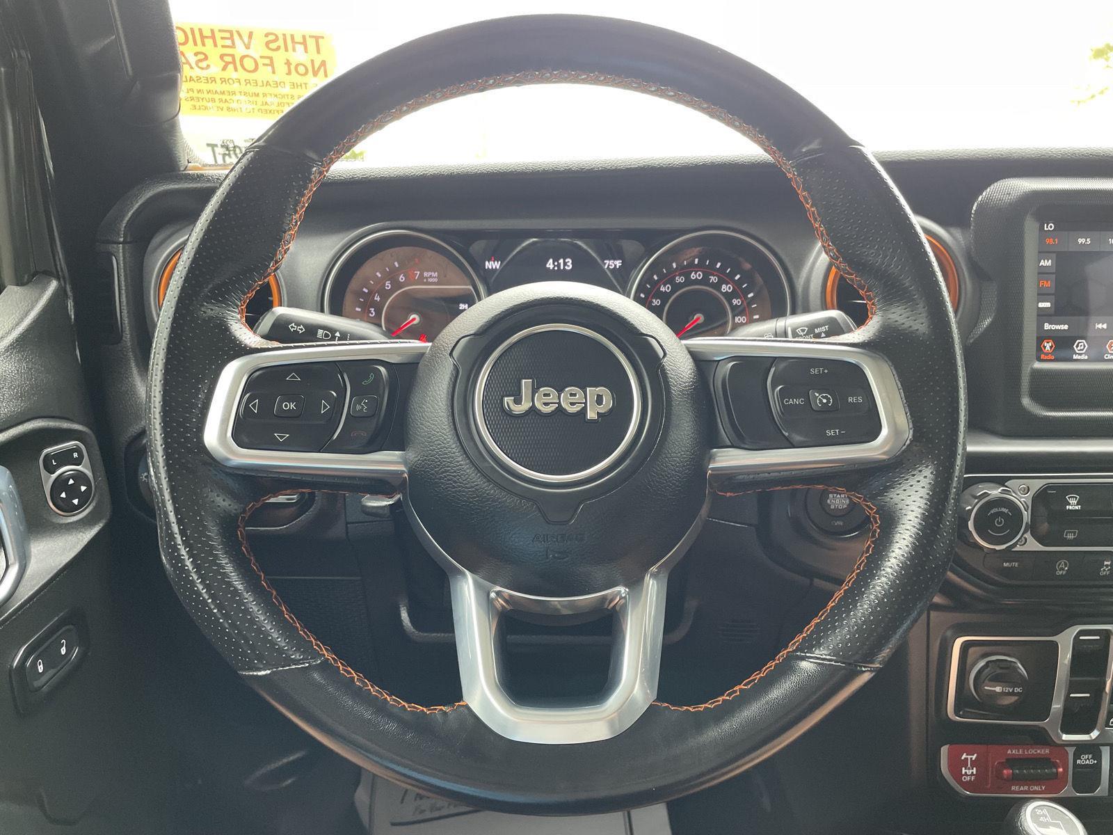 Vehicle photo 11
