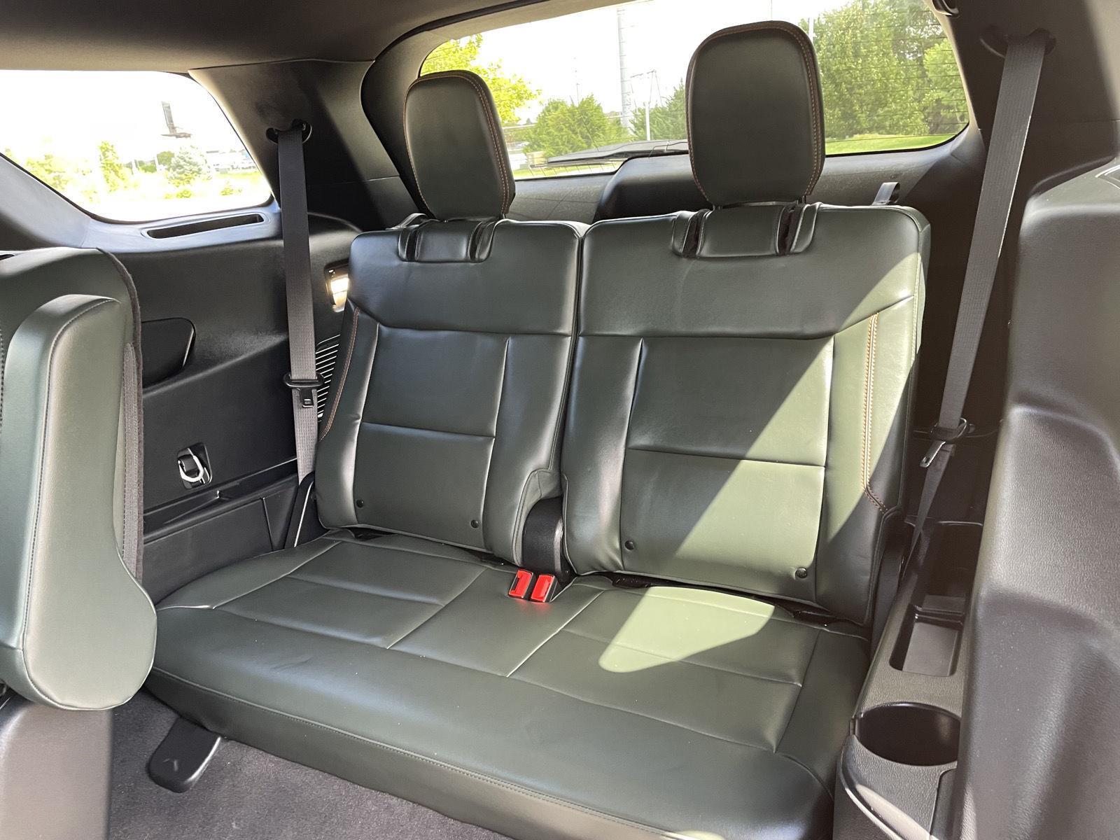 Vehicle photo 21