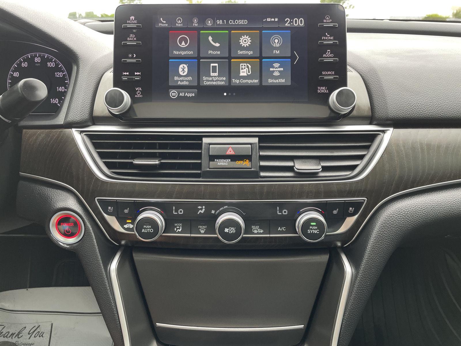Vehicle photo 22