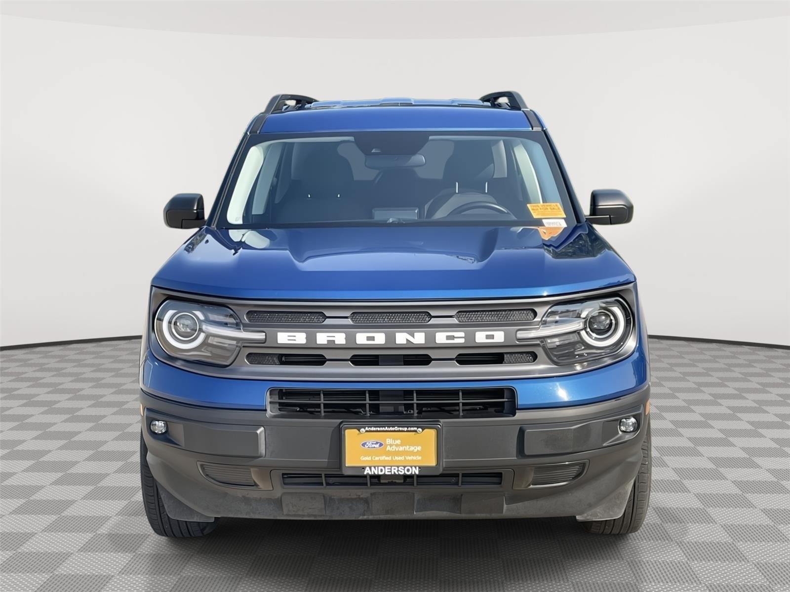 Vehicle photo 4