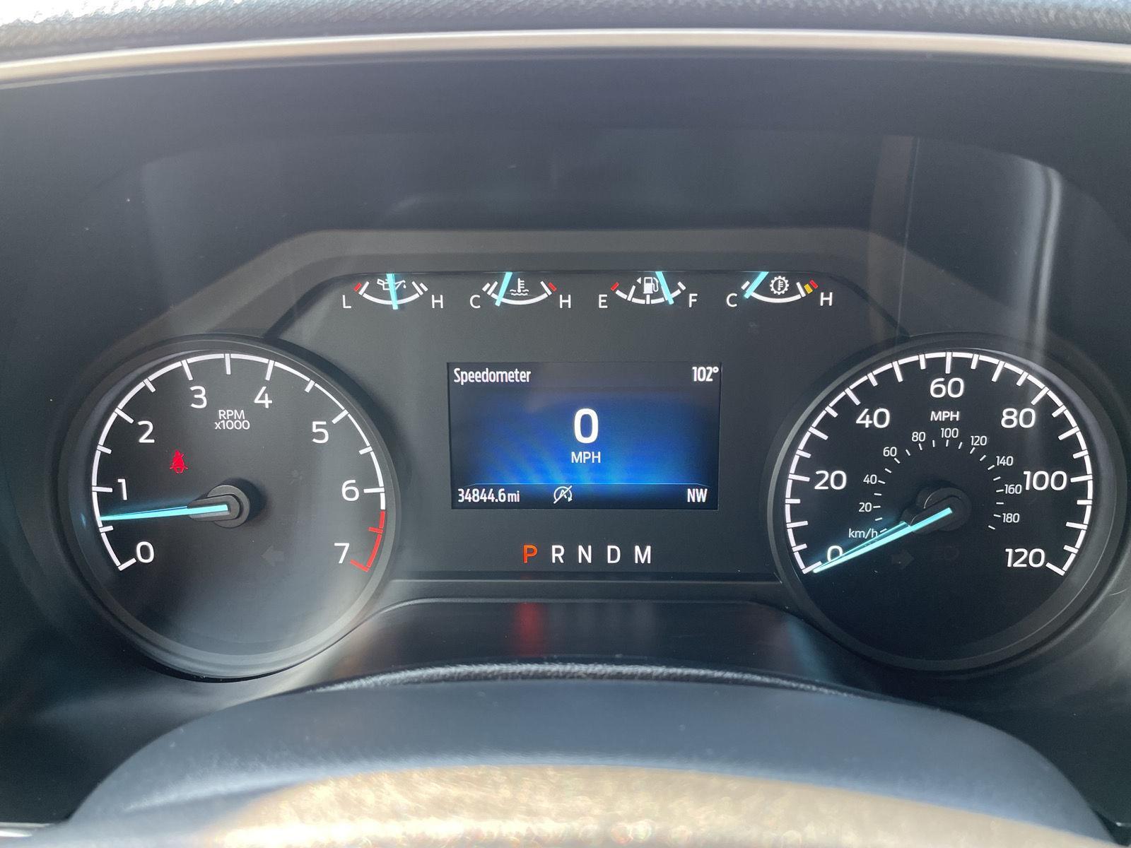Vehicle photo 14