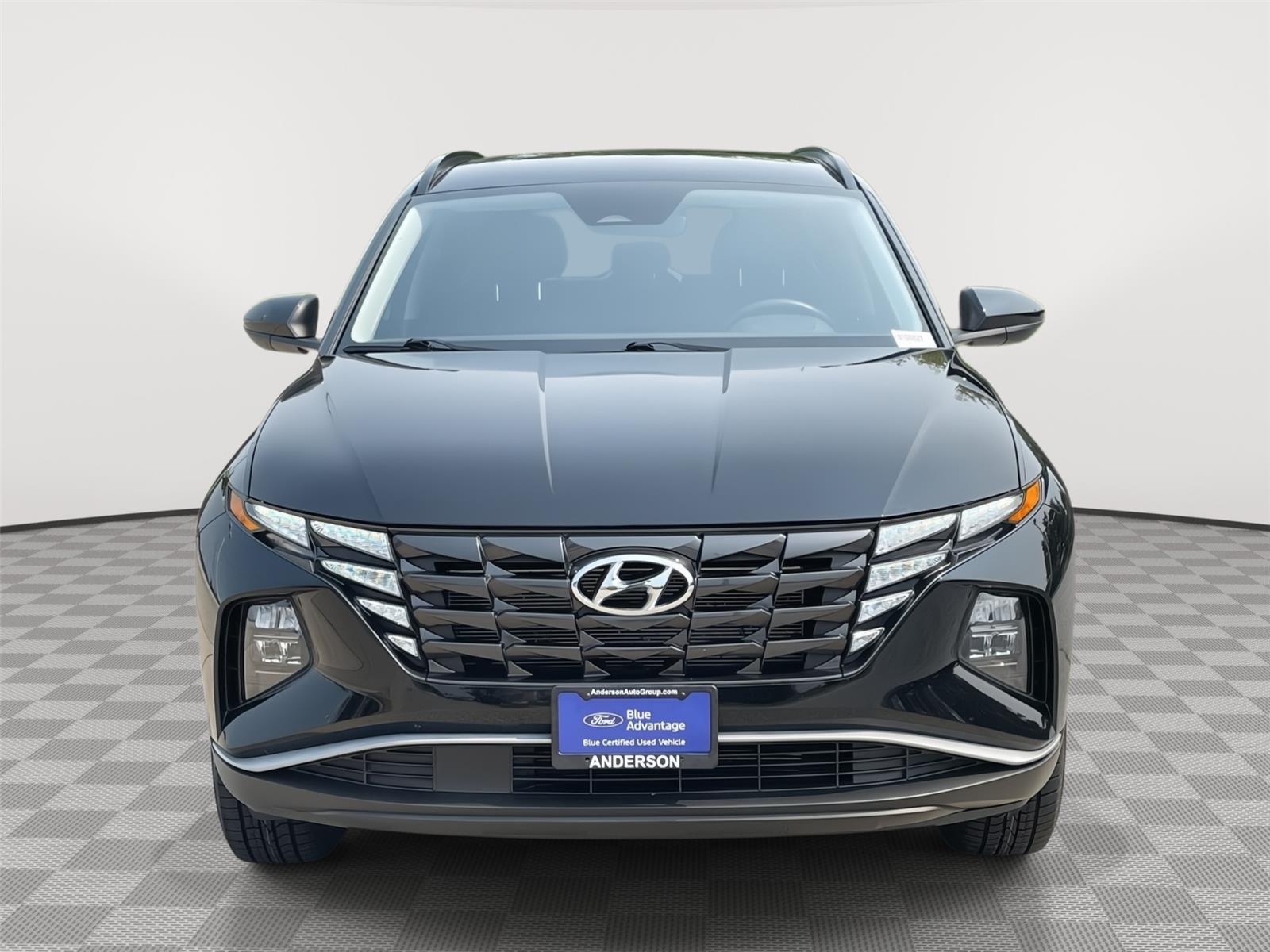 Vehicle photo 4