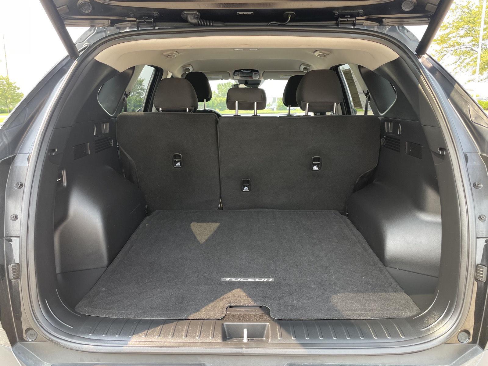 Vehicle photo 35