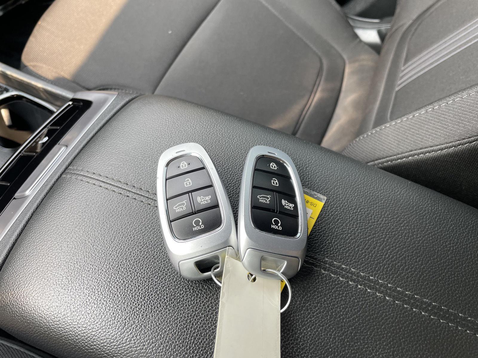 Vehicle photo 38