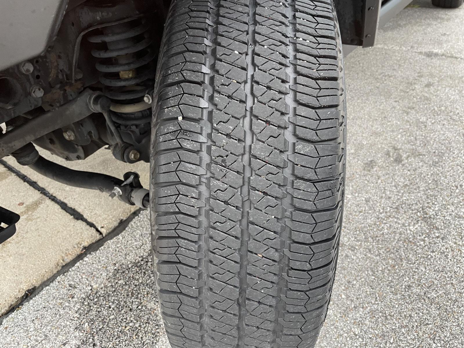 Vehicle photo 11