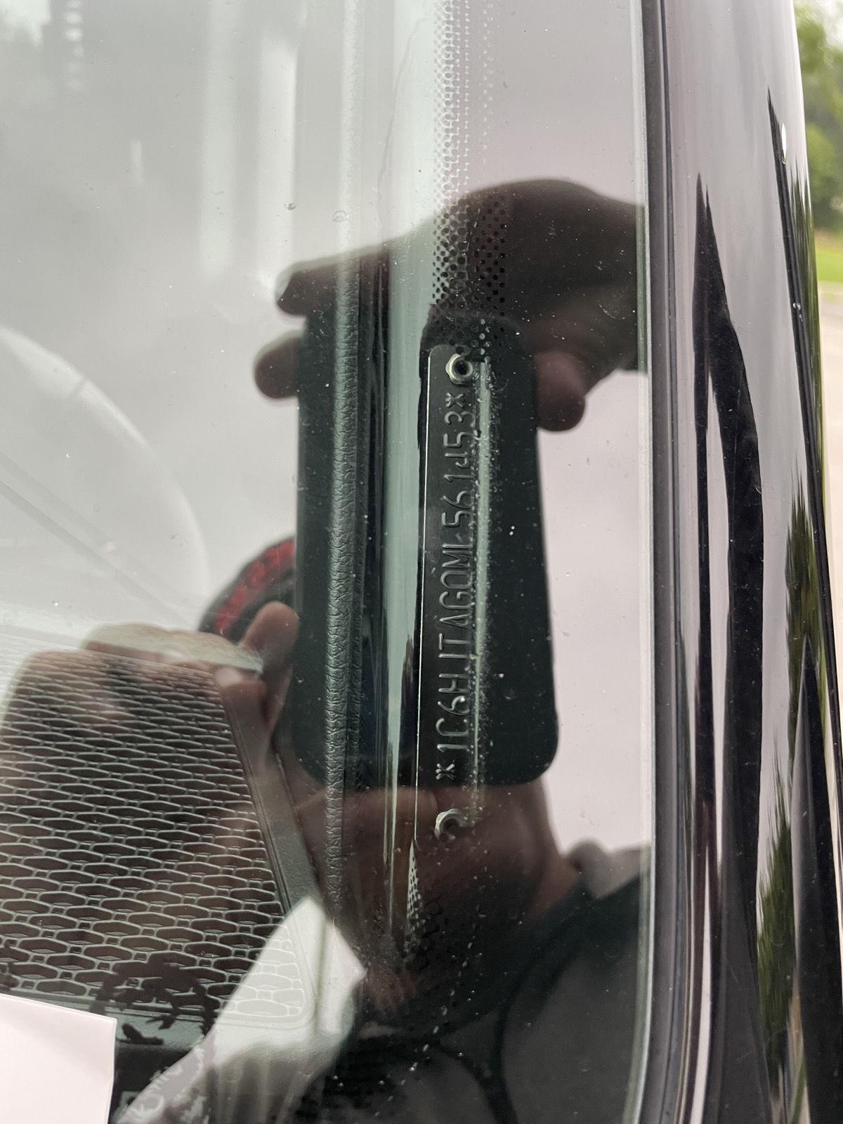 Vehicle photo 31