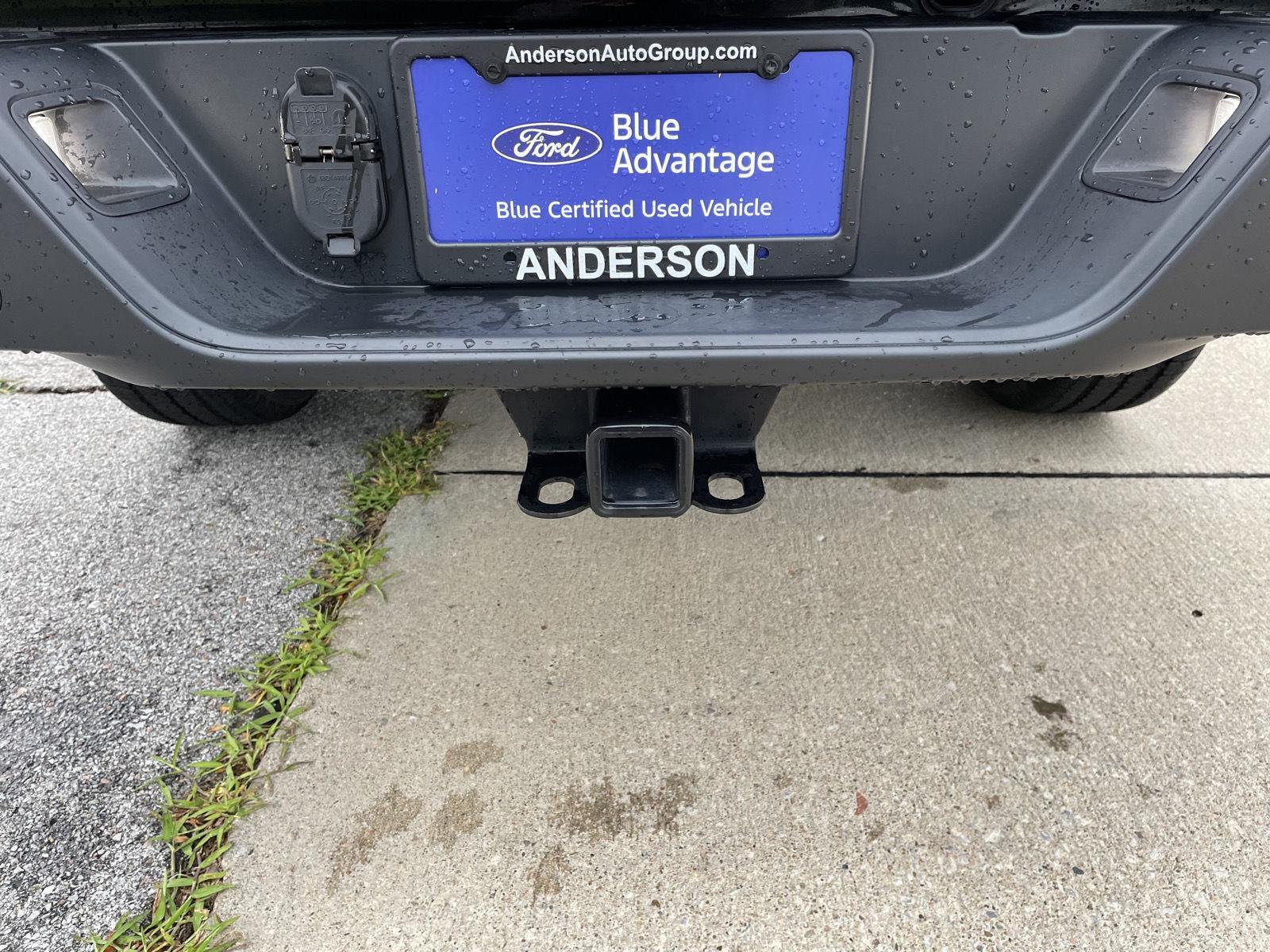 Vehicle photo 34