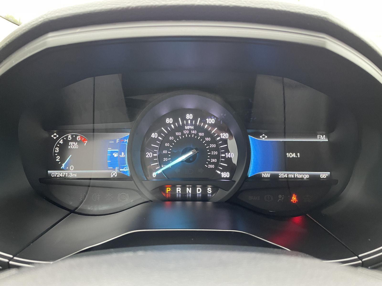 Vehicle photo 15