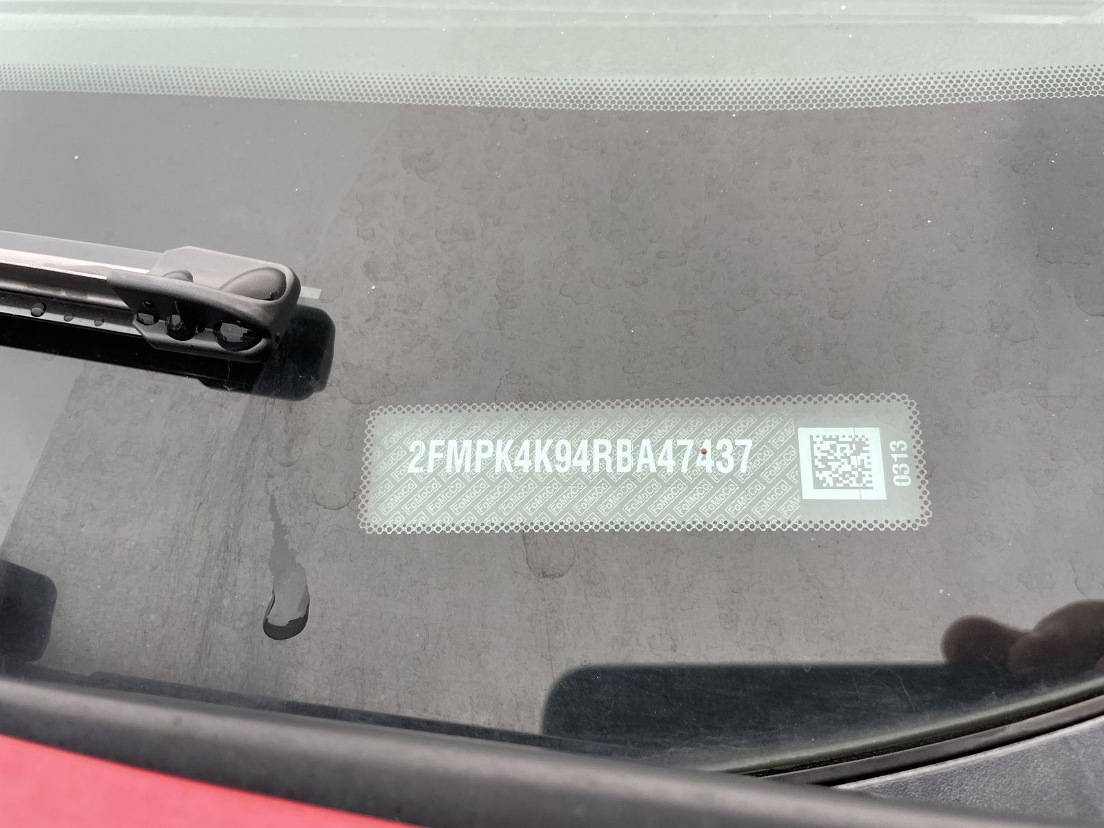 Vehicle photo 32