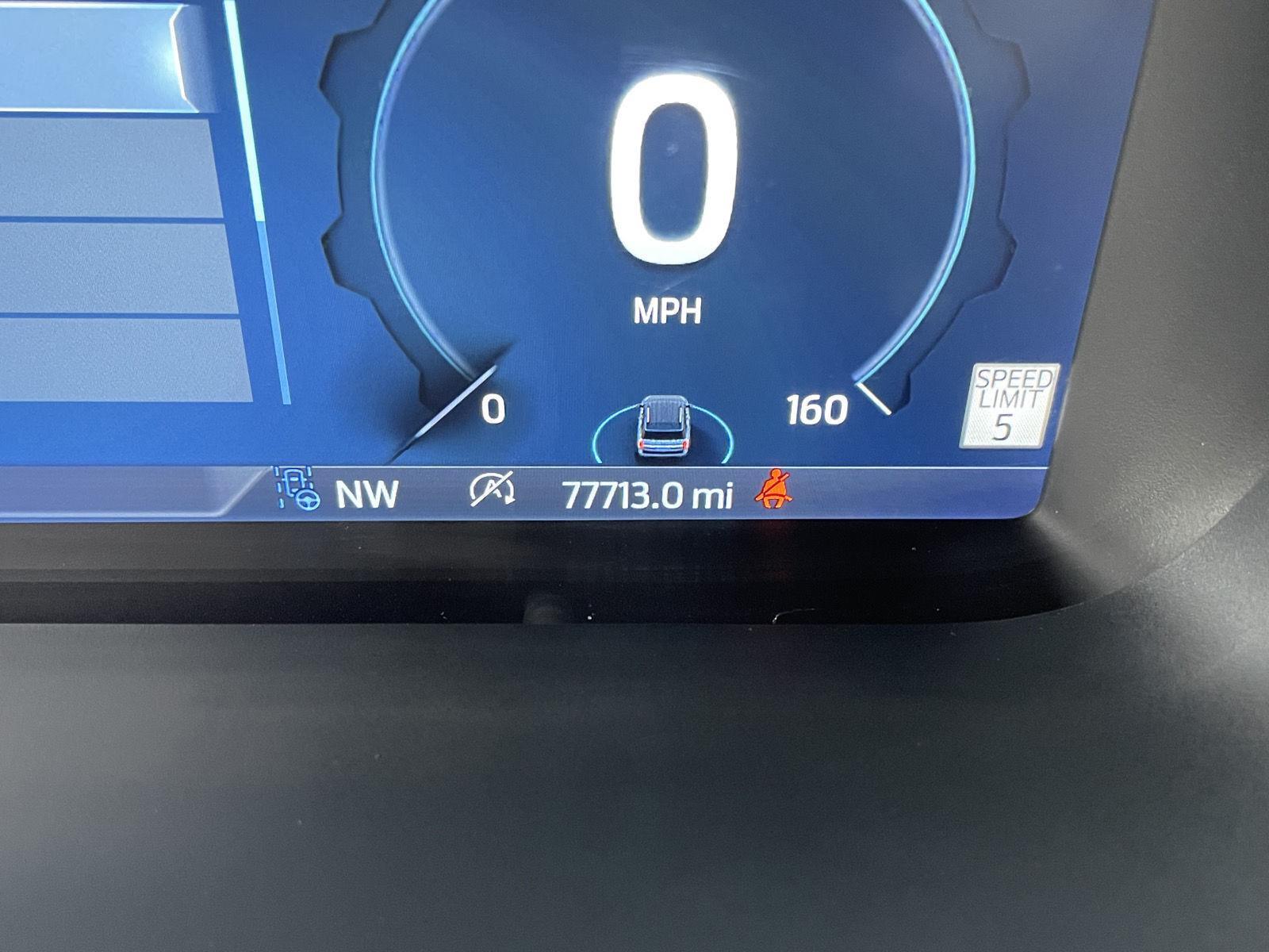 Vehicle photo 3